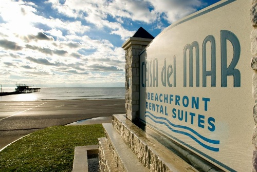 Casa Del Mar Beachfront Suites image 11